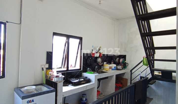 Rumah Sudah Renovasi SHM di Perumahan Ayodhia . Kota Tangerang