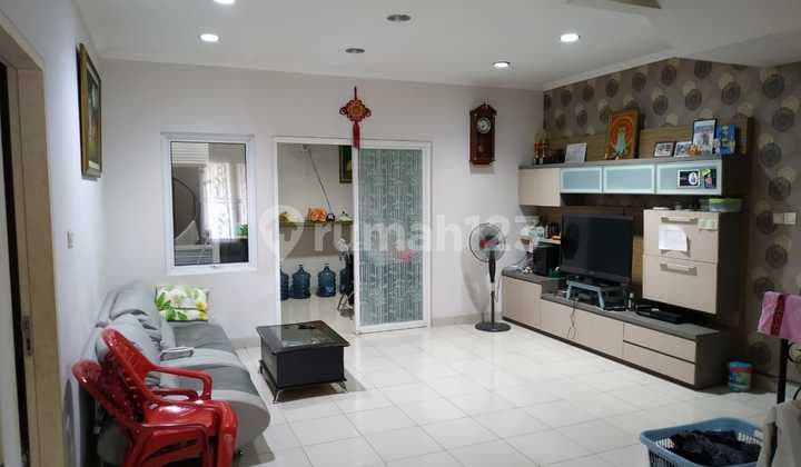 Rumah 2 Lantai Bagus SHM di Cluster Magnolia , Tangerang