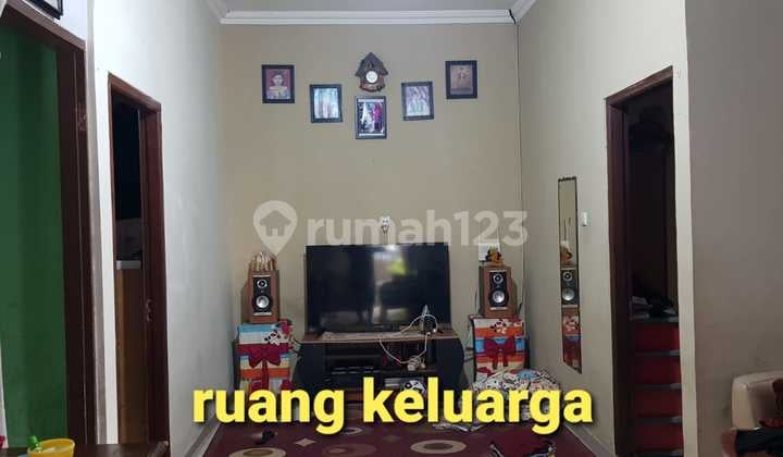 Rumah Unfurnished SHM di Perumahan Bumi Indah Tangerang