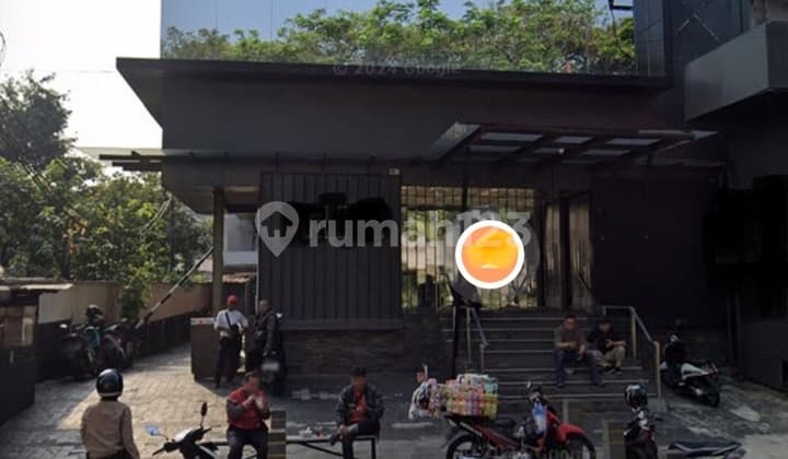 Ruang usaha 3 lantai, pinggir Jalan, Kemang Raya - Jakarta