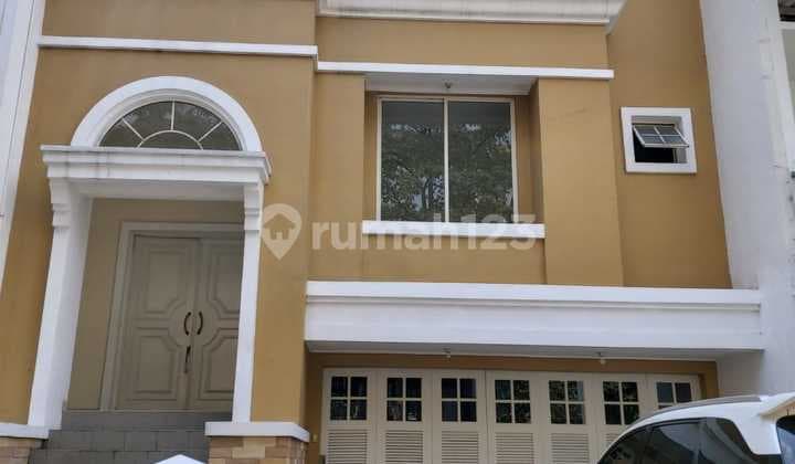 For Rent Ready-to-Use House in Acacia Cluster 8x18 Size at Pantai Indah Kapuk, North Jakarta