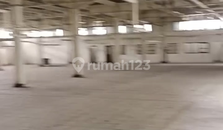 Disewakan Cepat Gudang Siap Pakai ,luas 7800m2, Di Jln Moh Toha Tangerang
