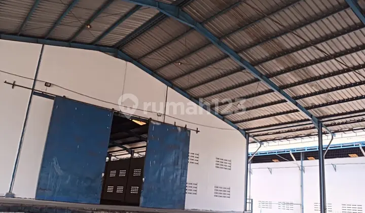 Disewakan Gudang Besar Dipasar Kemis Tangerang Siap Pakai