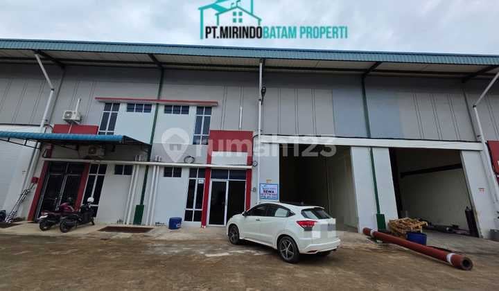 FOR RENT 150 MILLION/YEAR GOLDEN BCI WAREHOUSE - BENGKONG LAUT
