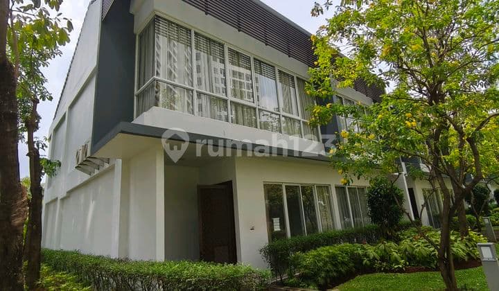 Dijual cepat Townhouse Puri Mansion 3 lantai furnished di Puri Indah