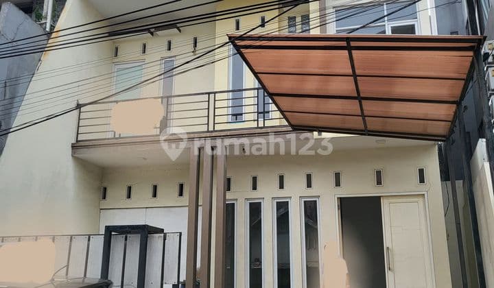 Dijual cepat Rumah 2,5 lantai cor di Tanah Abang, Gambir, Jakpus