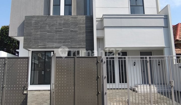 Rumah Baru 2 Lantai dengan Mezzanine di Citra 2 Ext, Pegadungan