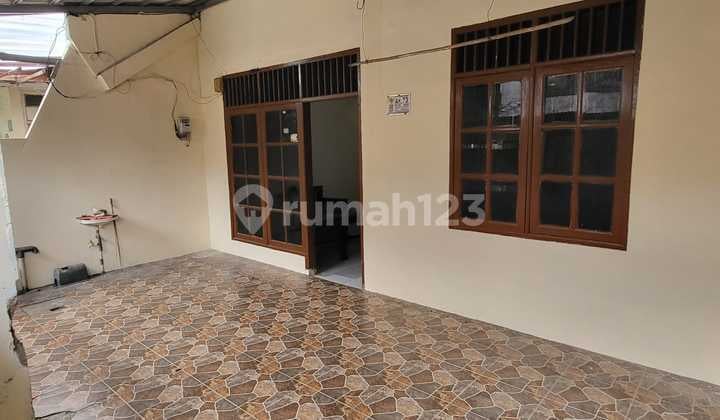 Dijual Cepat Rumah 1,5 Lantai Di Puri Dewata Indah, Taman Royal