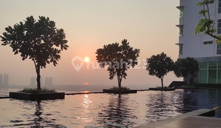 Dijual Murah Condominium Greenbay Pluit 2 Br di Muara Karang