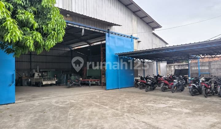 Gudang Luas Strategis Akses Container di Kavling Dpr, Cipondoh