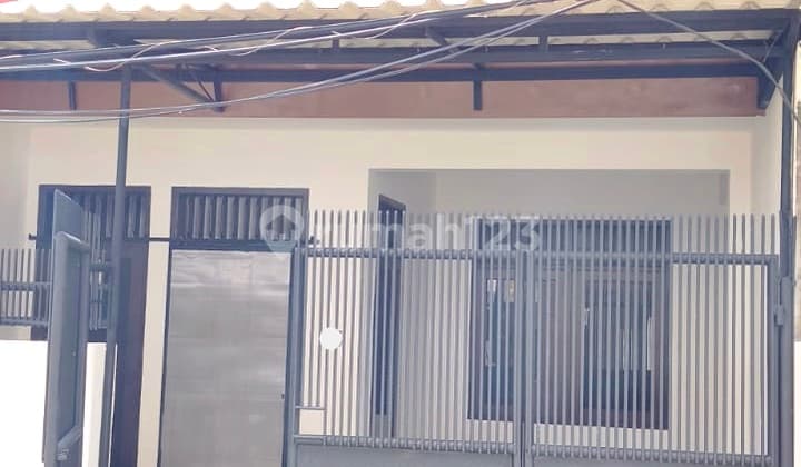 Dijual Cepat Rumah 1.5 Lantai di Jelambar, Grogol