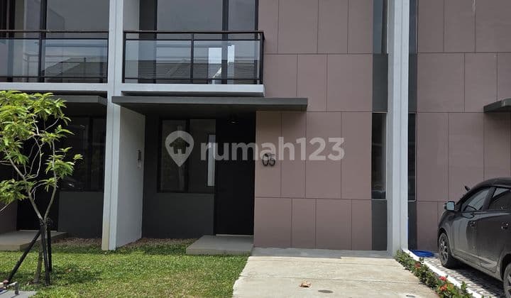 Disewakan Rumah Baru Di Park Serpong