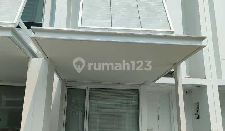 Rumah 2 Lantai Baru Semi Furnished di Bsd City, Tabebuya, South Tangerang City, Tangerang