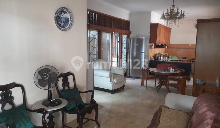 Rumah di Bintaro Jaya, Dalam Kompleks