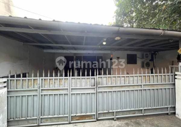 Mn - Dijual Rumah di Jagakarsa
