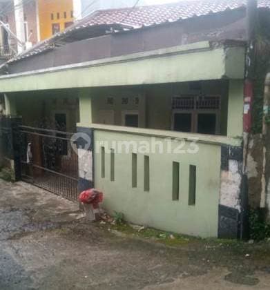 MN - Dijual Rumah Di Ciracas Jaktim