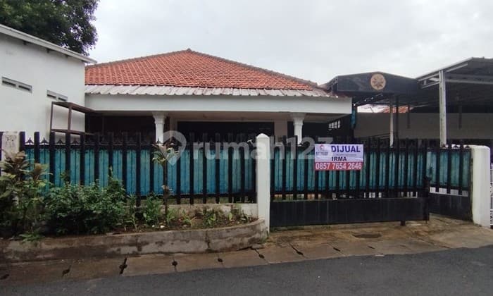 Ir - Secondary House for Sale in Pasar Rebo