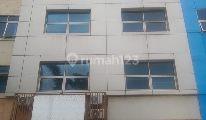 Ruko 4 Lantai Gandeng 2 Hadap Tol Kebon Jeruk Tangerang, Jakarta Barat