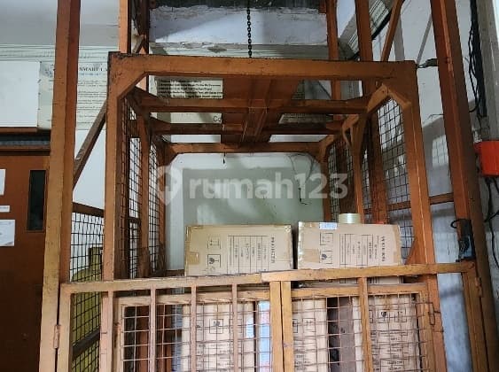 Gudang di Lokasi Strategis Dekat Tol, Bebas Banjir di Taman Tekno Bsd City