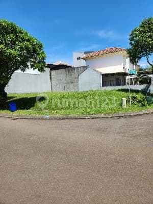 Kavling Hoek Kotak Selatan timur di Puspita Loka Bsd City