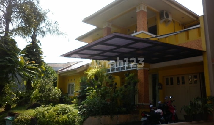 Rumah Lahan Luas 975 M2 di Taman Giri Loka Bsd City