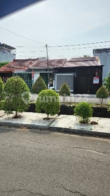 1.5-Story Ready-to-Occupy House on 2-Lane Boulevard Road in Kosambi Baru Near Green Lake City
