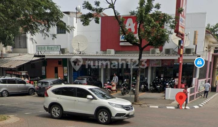 Ruko posisi hoek 2 lantai sangat strategis di boulevard Graha Raya, Bintaro Jaya