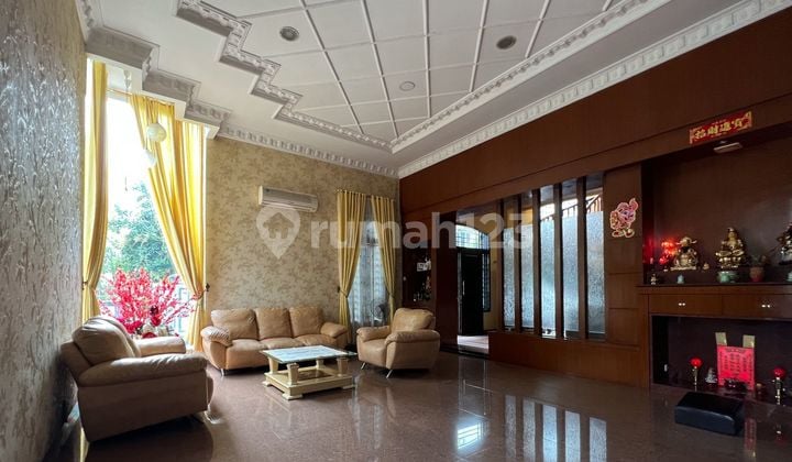 Luxury Fully Furnished House in Cemara Asri Complex Medan R 0340