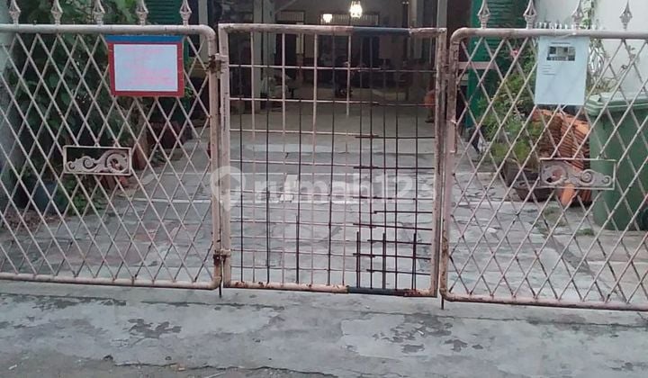 Rumah Kost Strategis Dkt Mall dan Stasiuntanjung Barat Siap Huni