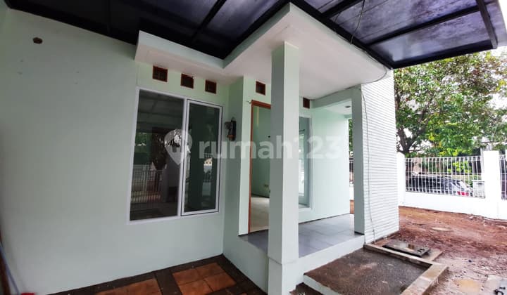 Rumah Bintaro Sektor 9 Siap Huni Taman Luas