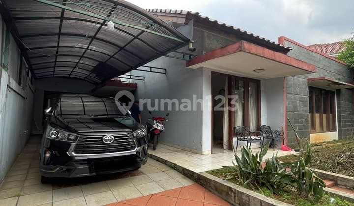 For Quick Sale: House in Bintaro, South Jakarta, on Jalan Kesehatan V.
