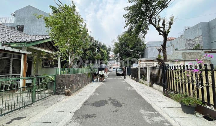 Kavling Siap Bangun di Lingkungan Tenang Strategis di Kebayoran Baru