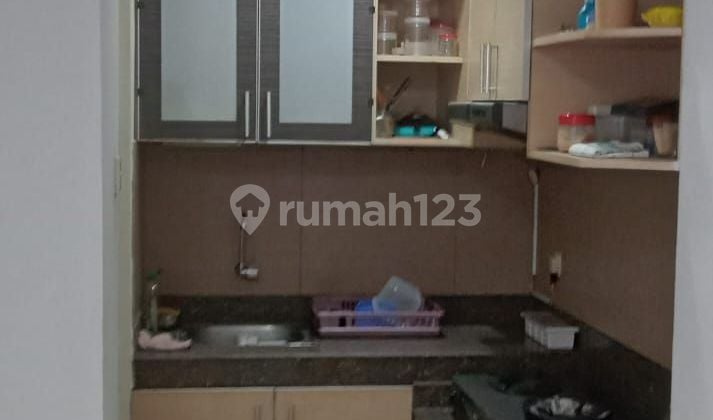 Mediterranean Apartment in Kelapa Gading for Quick Sale, Comfortable and Serene Environment
