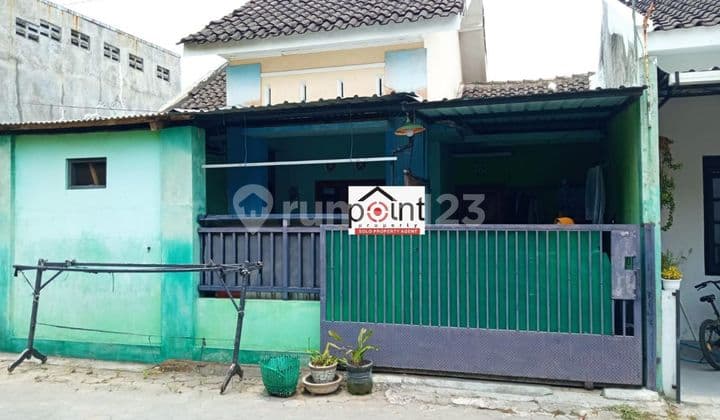 Second Hand House in Gawanan Colomadu Karanganyar, East Facing (ER).