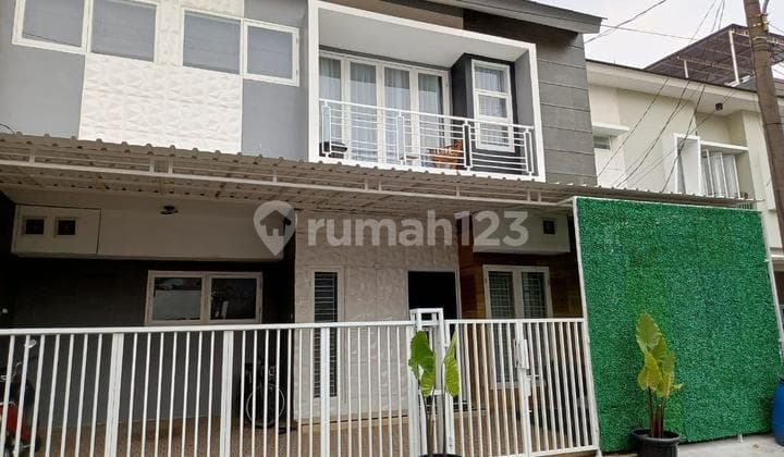 Rumah Kost Bagus, Full Furnished, Cocok untuk Investasi di Bintaro