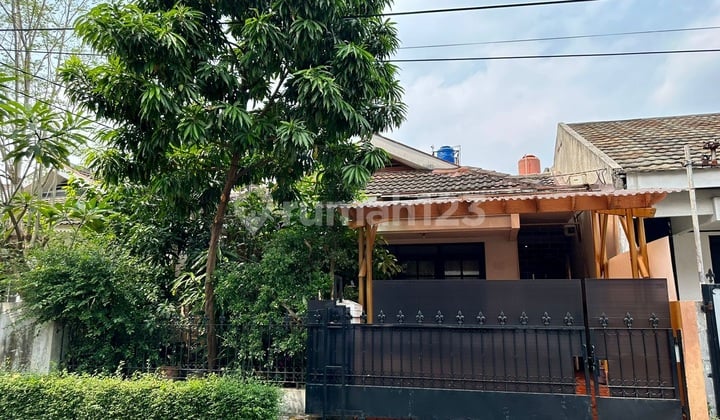 Rumah Murah dilingkungan nyaman, tenang di Bintaro sektor 1 Jakarta selatan