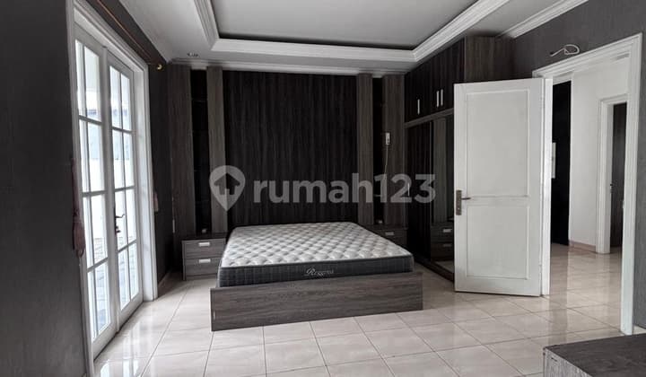 For Rent Cozy and Comfortable House at Second Boulevard Kota Wisata