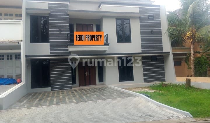 Rumah Renoved Depan Taman Cantik Bgt Kota Wisata Cibubur