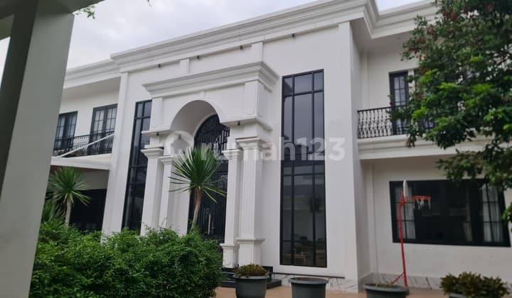 Best Price Siap Nego Rumah Mewah 2Lantai di Perum Bulog Jatiwarna