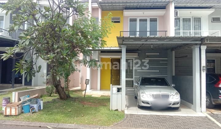 Disewakan Rumah Dua Tingkat di Kota Wisata Cibubur