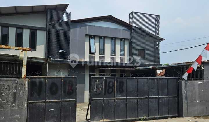 Warehouse for Quick Sale in Dadap, Benda, near FM 7 Hotel.