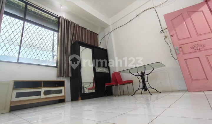 Sewa Rumah Jelambar 3 Kamar Tidur 3 Lantai 4X12 Termurah 41 Jt/Th