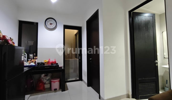 Jual Condo Green Royal Dekat Green Lake City 50 M2 Furnish Murah