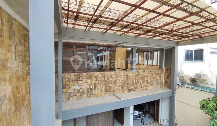 Rented House in Mangga Besar, Suitable for Online Business, 170 Million/Year