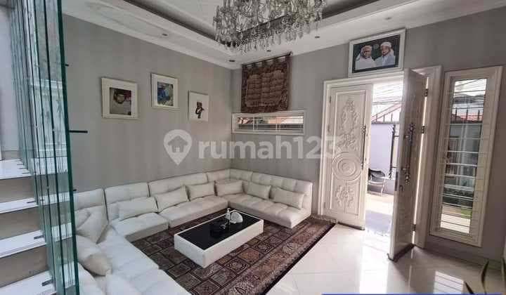 Rumah Super Mewah Lt 560 M2 Siap Huni Jarang Ada Dalam Komplek Dpr Ri Kemangisan Kebon Jeruk Jakarta Barat