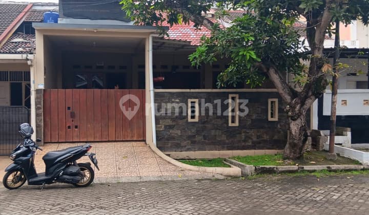 ( Rumah Murah Turun Harga Dalam Komplek ) Puri Beta Cipondoh Karang Tengah Tangerang Banten