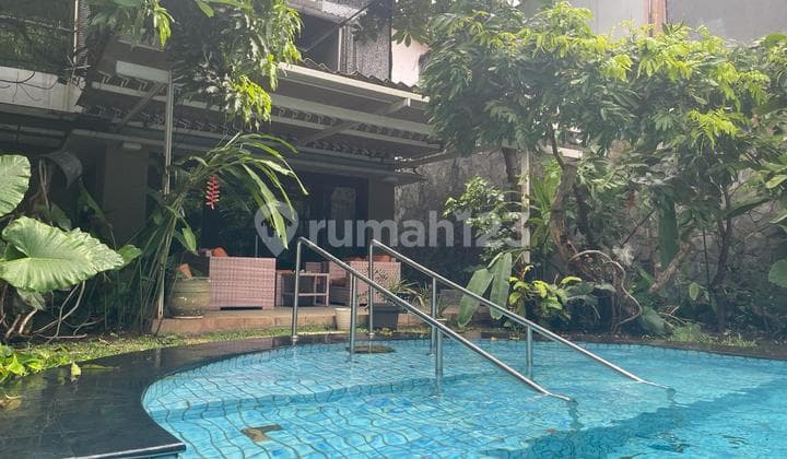 Dijual Rumah Cilandak Dalam 6BR Furnished