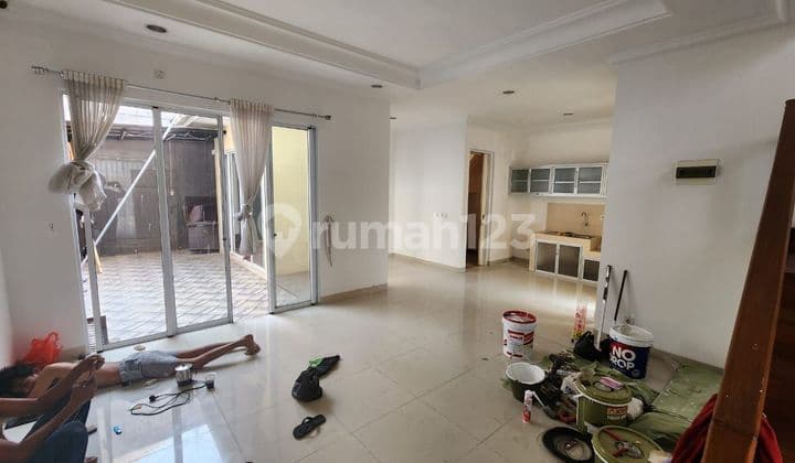 Rumah mewah bagus di shefield Greenwich Gading Serpong