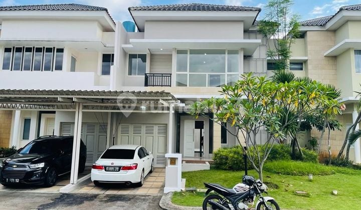 Rumah Mewah 2 Lantai Resort Goldfinch The Spring Gading Serpong
