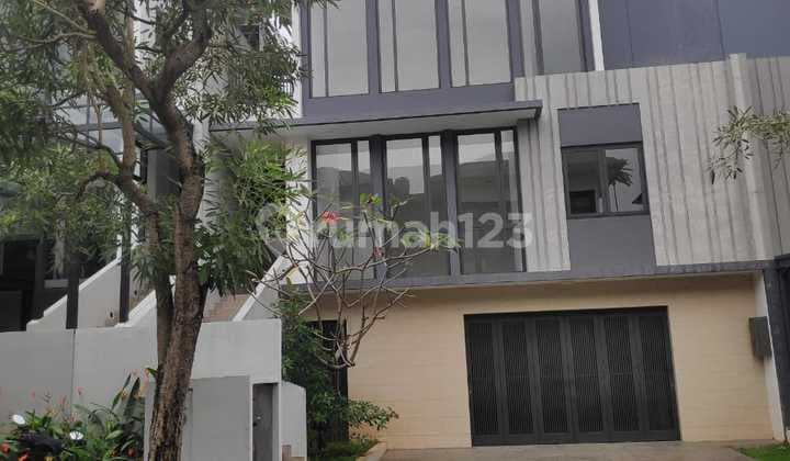 Dijual Cepat Rumah Sultan Mewah Lakewood Navapark BSD City